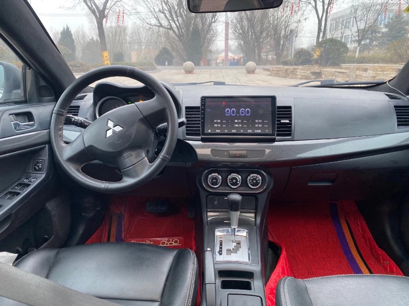 青岛12年三菱翼神7