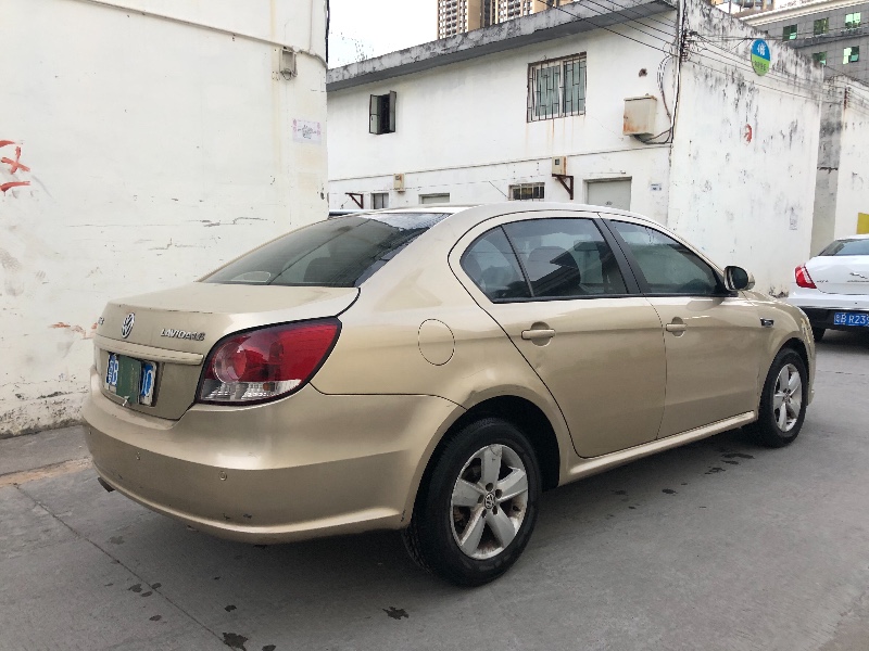 深圳12年大众朗逸1