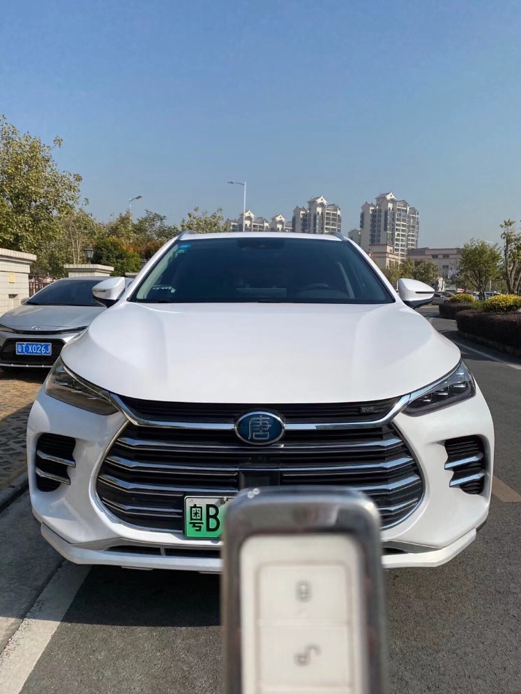 中山19年比亚迪唐7