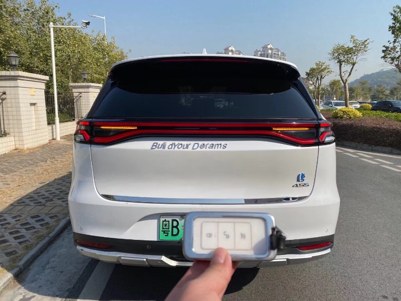 中山19年比亚迪唐4