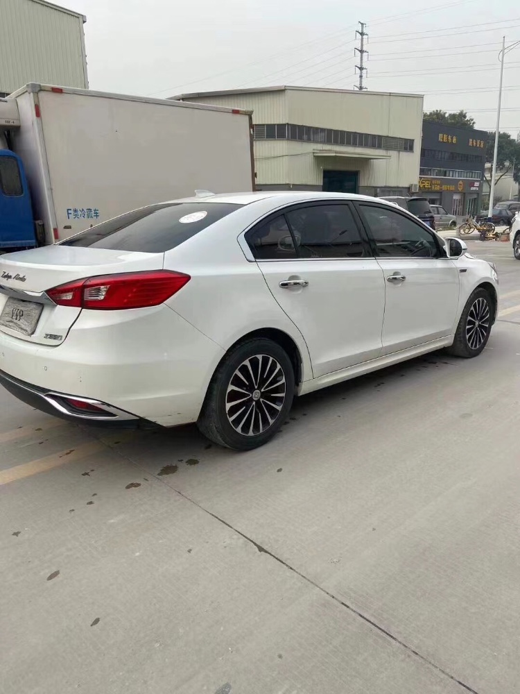 广州18年众泰Z5602