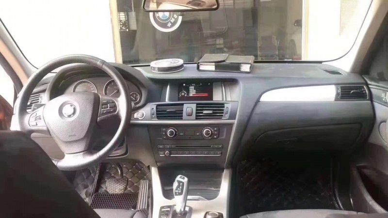 武汉17年宝马X33