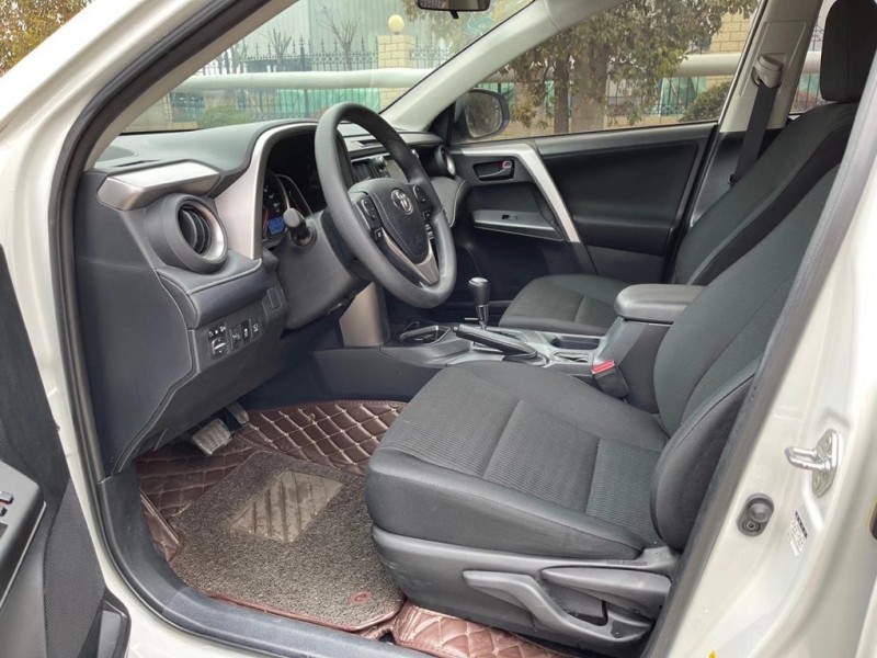 盐城17年丰田RAV4荣放6