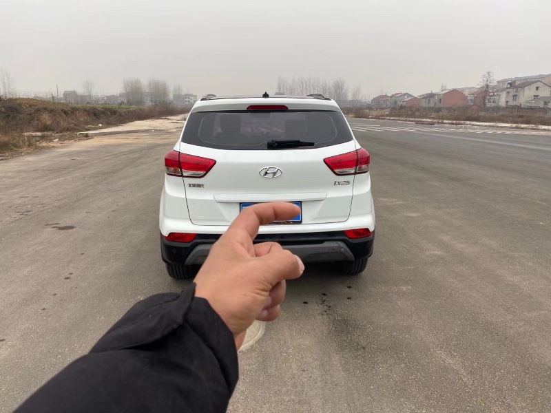 武汉18年现代ix259