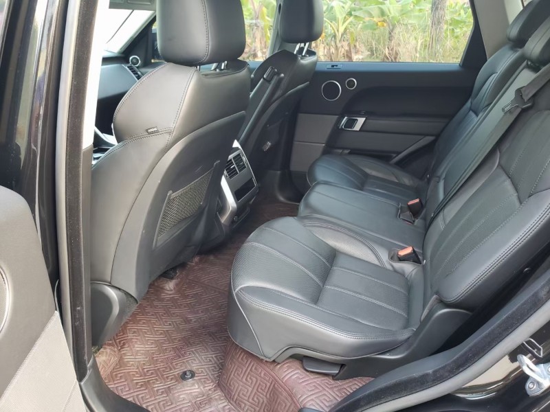 东莞19年路虎揽胜运动6