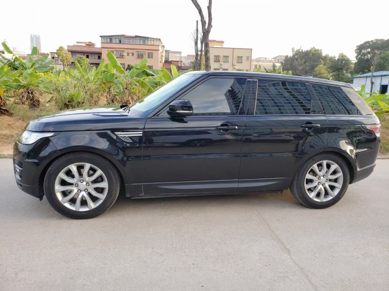 东莞19年路虎揽胜运动7