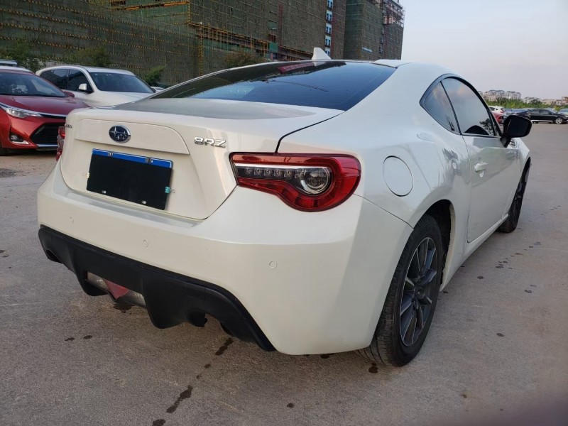 東莞17年斯巴魯BRZ6