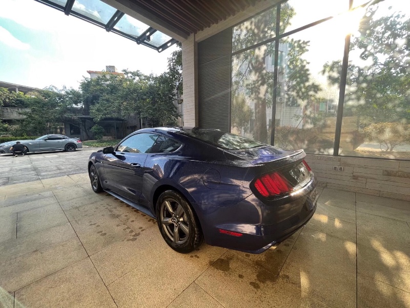 广州16年福特野马7