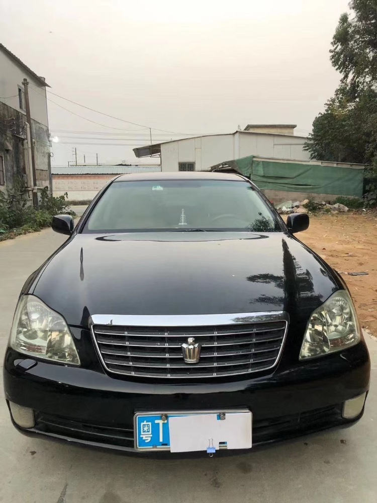 江门06年丰田皇冠1