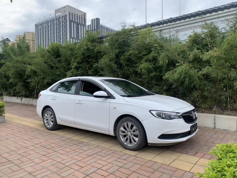 广州18年别克英朗2