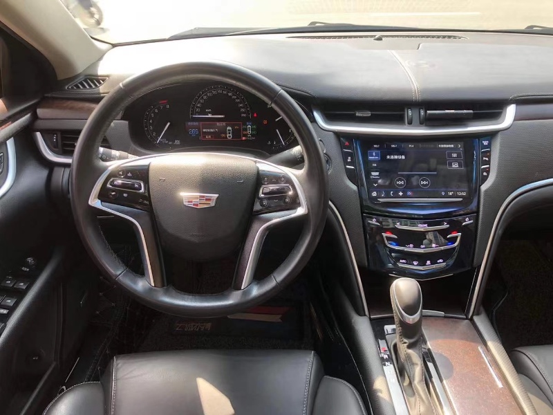 广州19年凯迪拉克XTS7