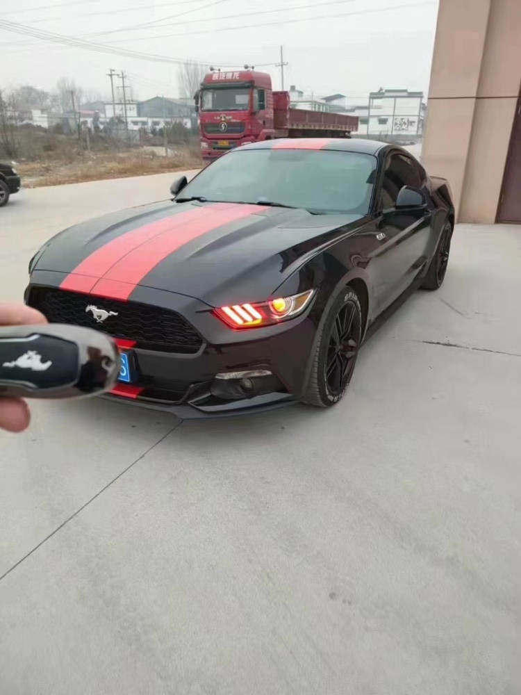 郑州15年福特野马2