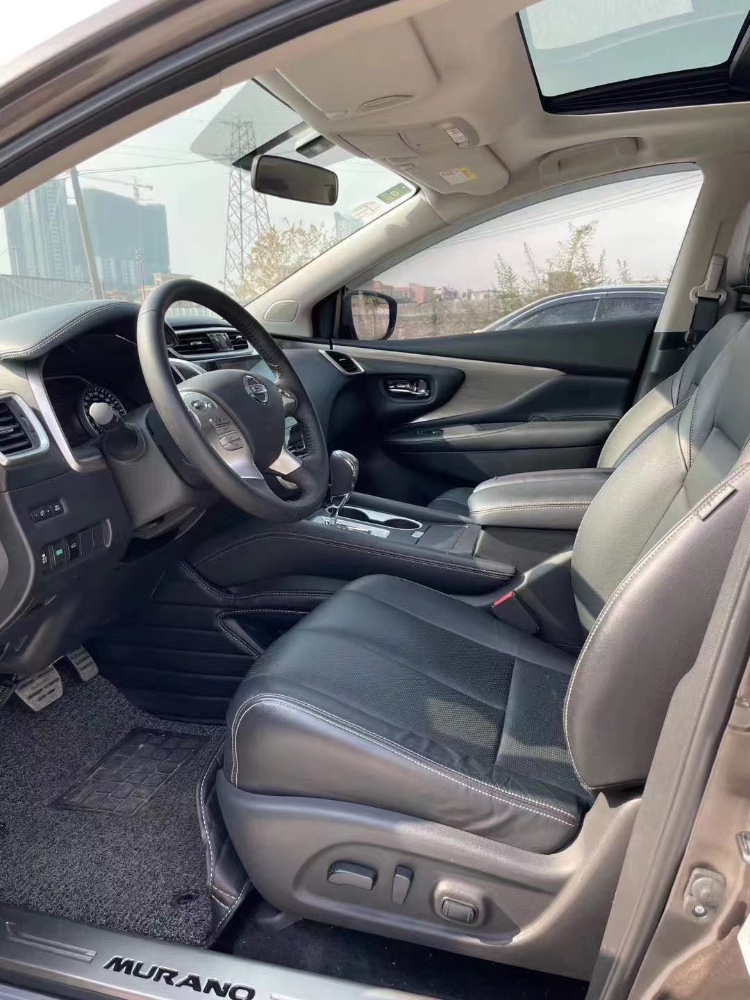 佛山17年日产楼兰1