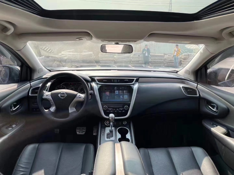 佛山17年日产楼兰3