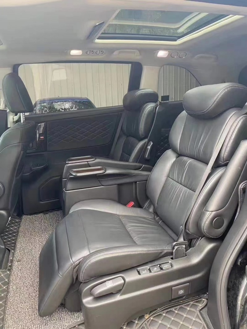 佛山20年本田艾力绅3