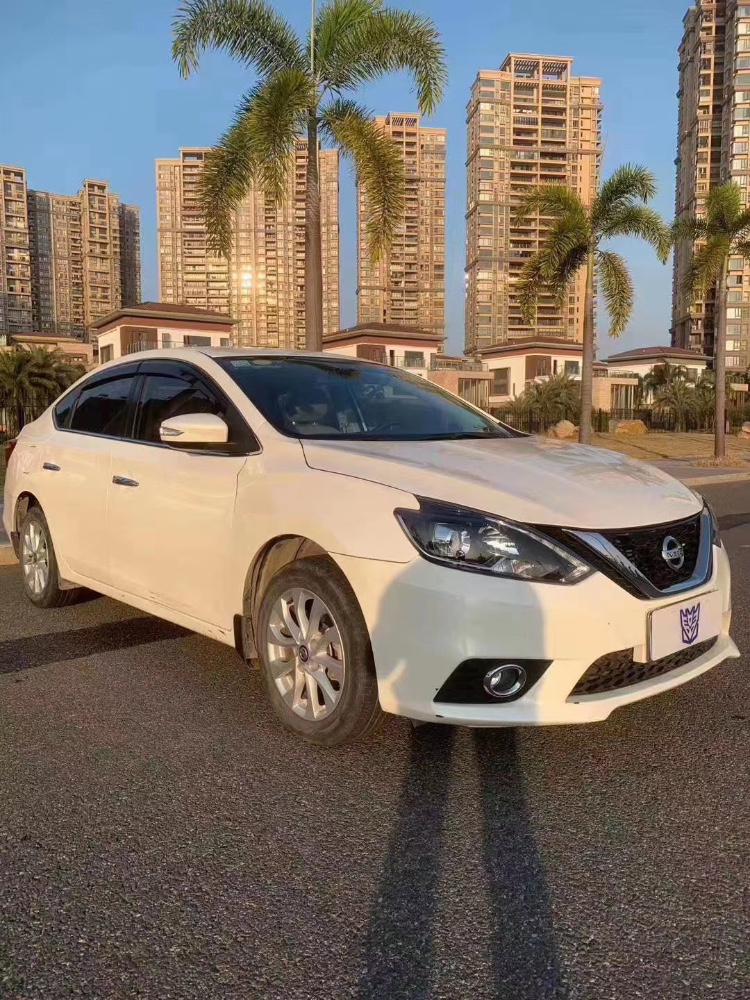 佛山18年日产轩逸2