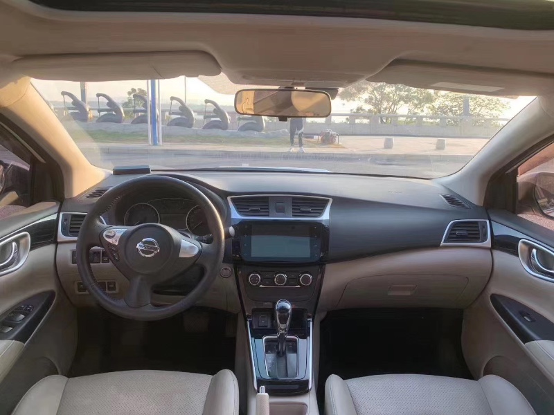 佛山18年日产轩逸5