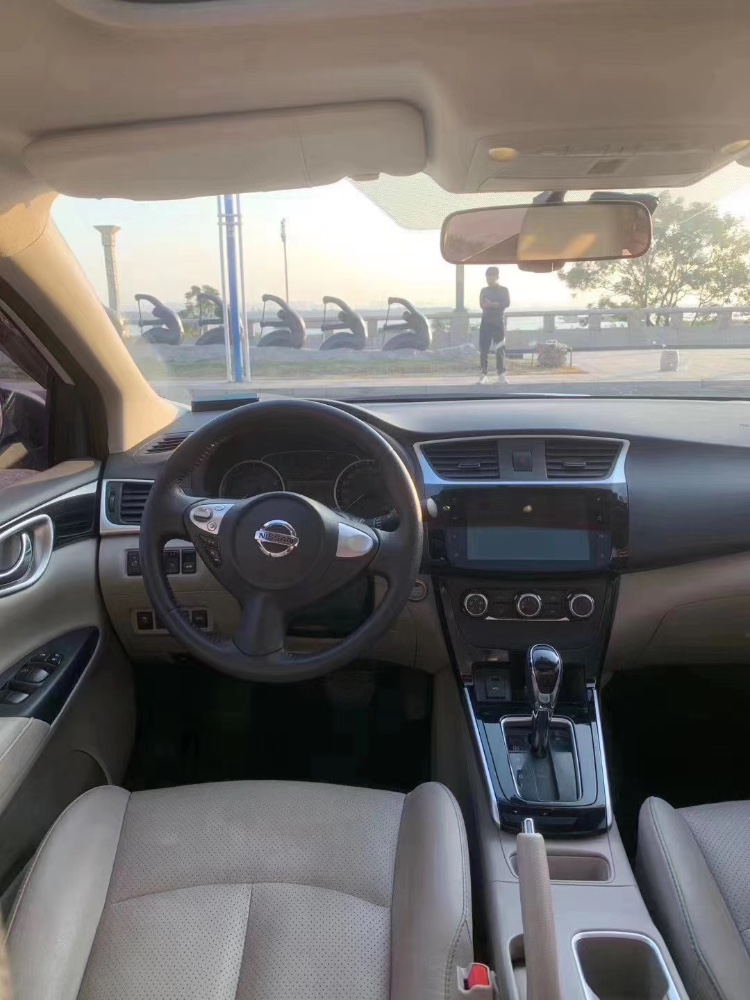 佛山18年日产轩逸6