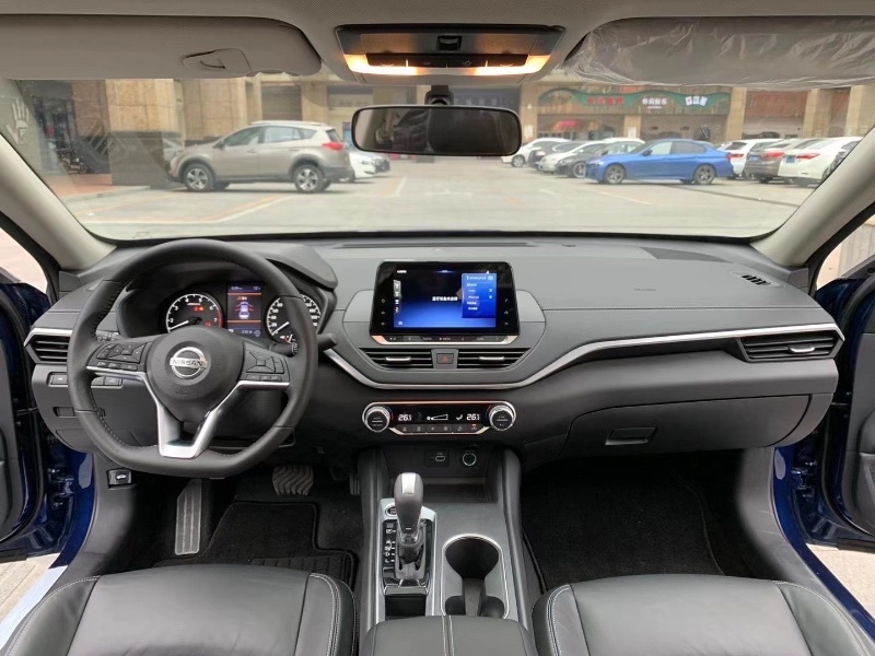 佛山20年日产天籁4