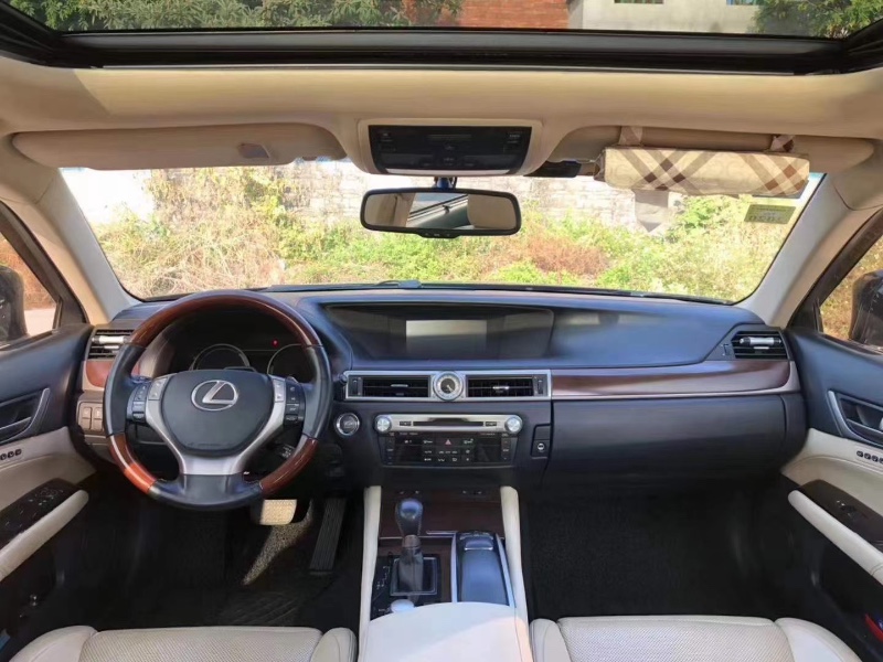 佛山12年雷克萨斯GS5