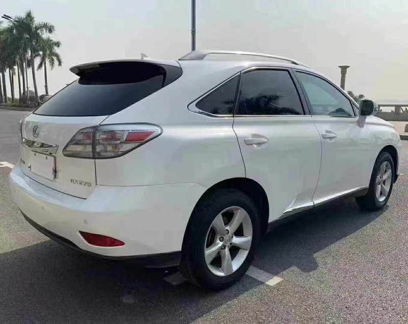 佛山10年雷克萨斯RX3