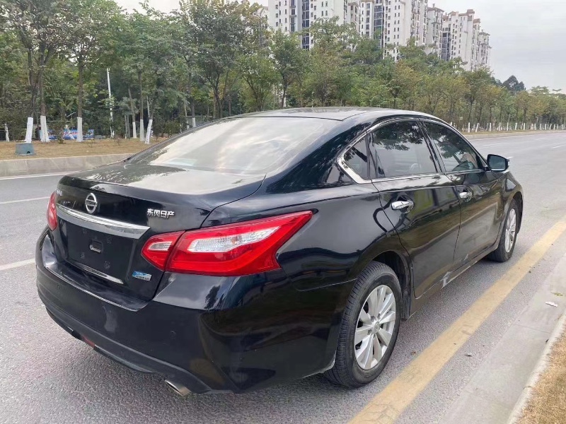 广州18年日产天籁5