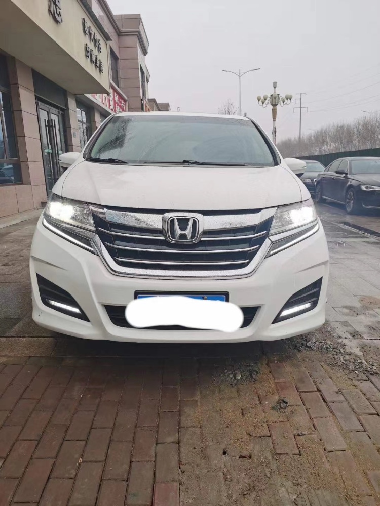 青岛16年本田艾力绅1