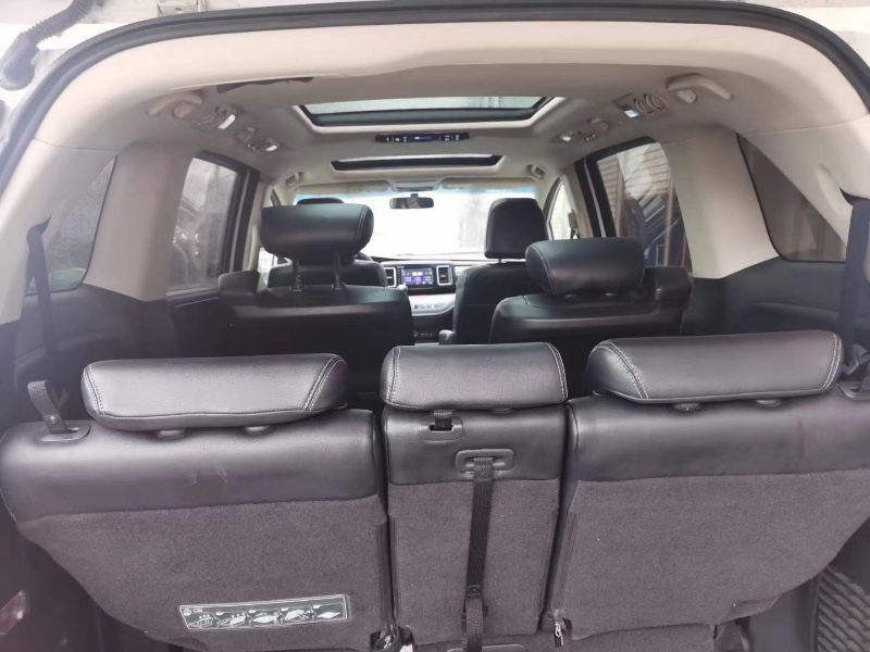 青岛16年本田艾力绅5