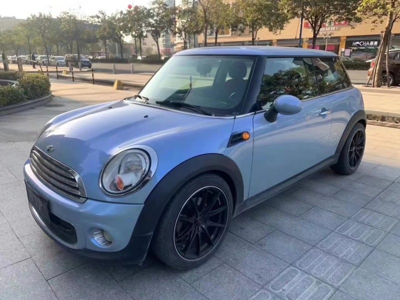佛山13年寶馬MINI3
