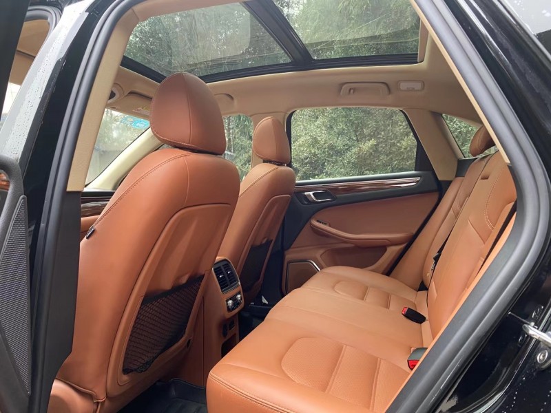 成都17年众泰SR94