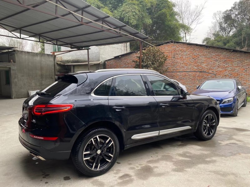 成都17年众泰SR92