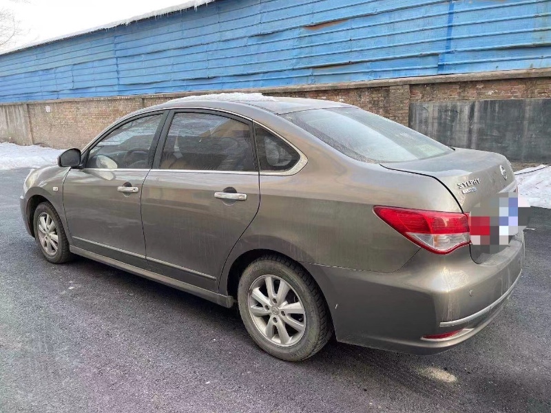 包頭14年日產軒逸5