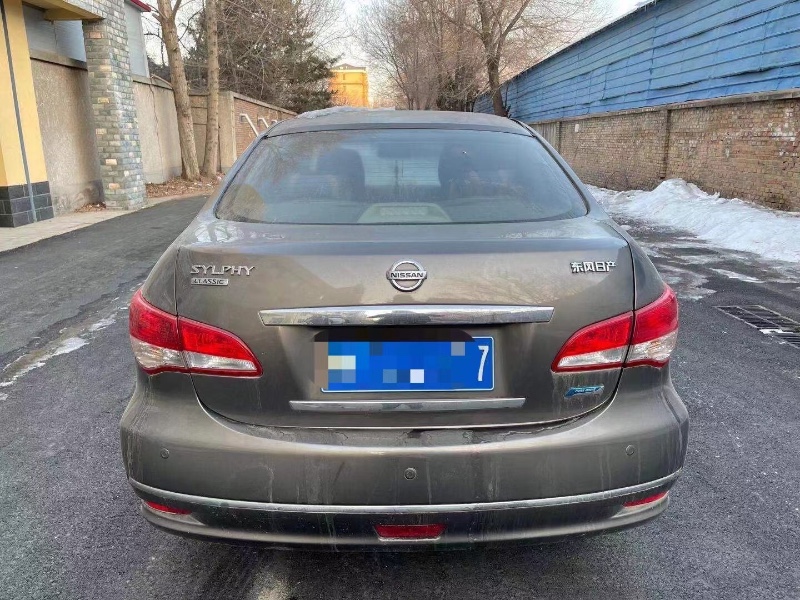 包頭14年日產軒逸1