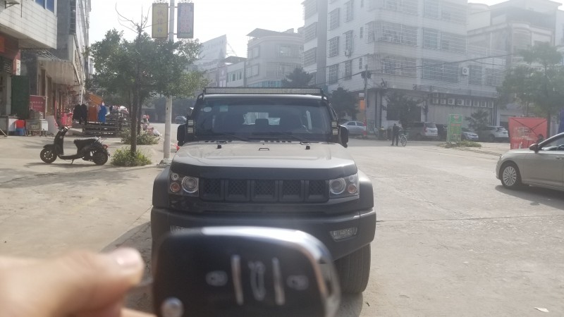 湛江17年北京BJ404