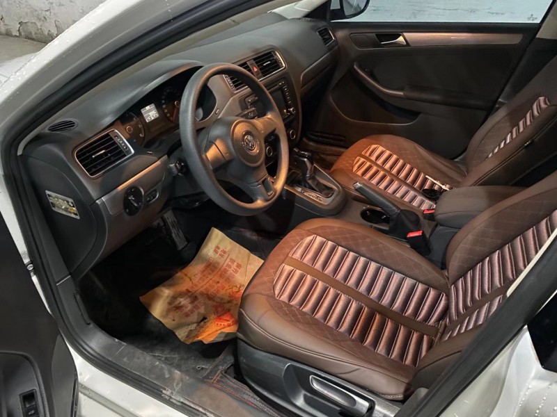 成都14年大众速腾4