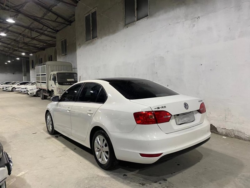 成都14年大众速腾8