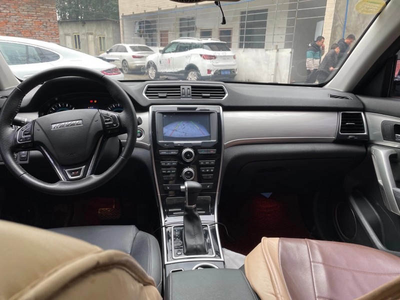 成都17年长城哈弗H25