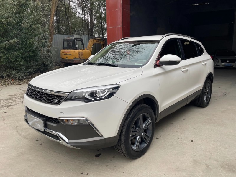 成都18年獵豹汽車CS102