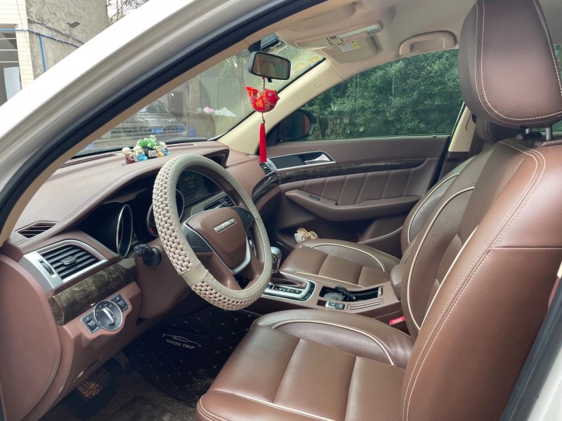 成都18年獵豹汽車CS104