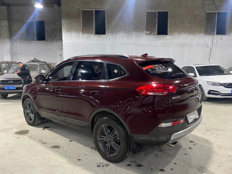 成都18年獵豹汽車CS107