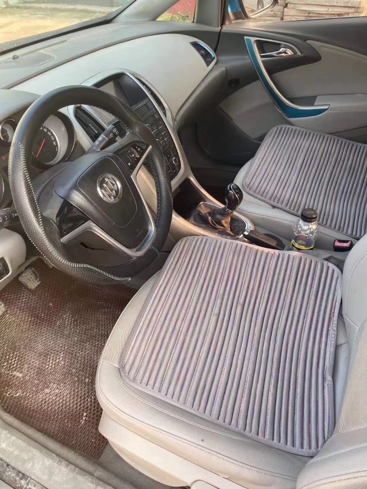 青岛13年别克英朗4