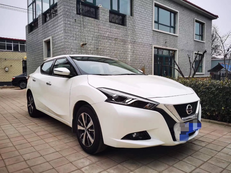 济南21年日产蓝鸟8