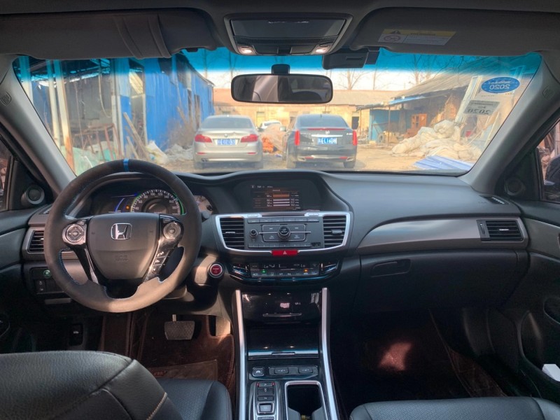 北京18年本田雅阁6