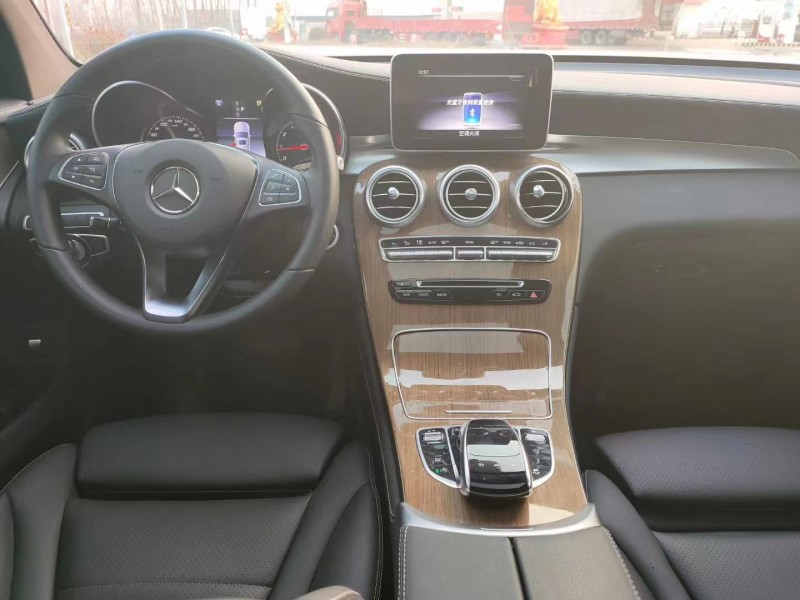 北京19年奔驰GLC6