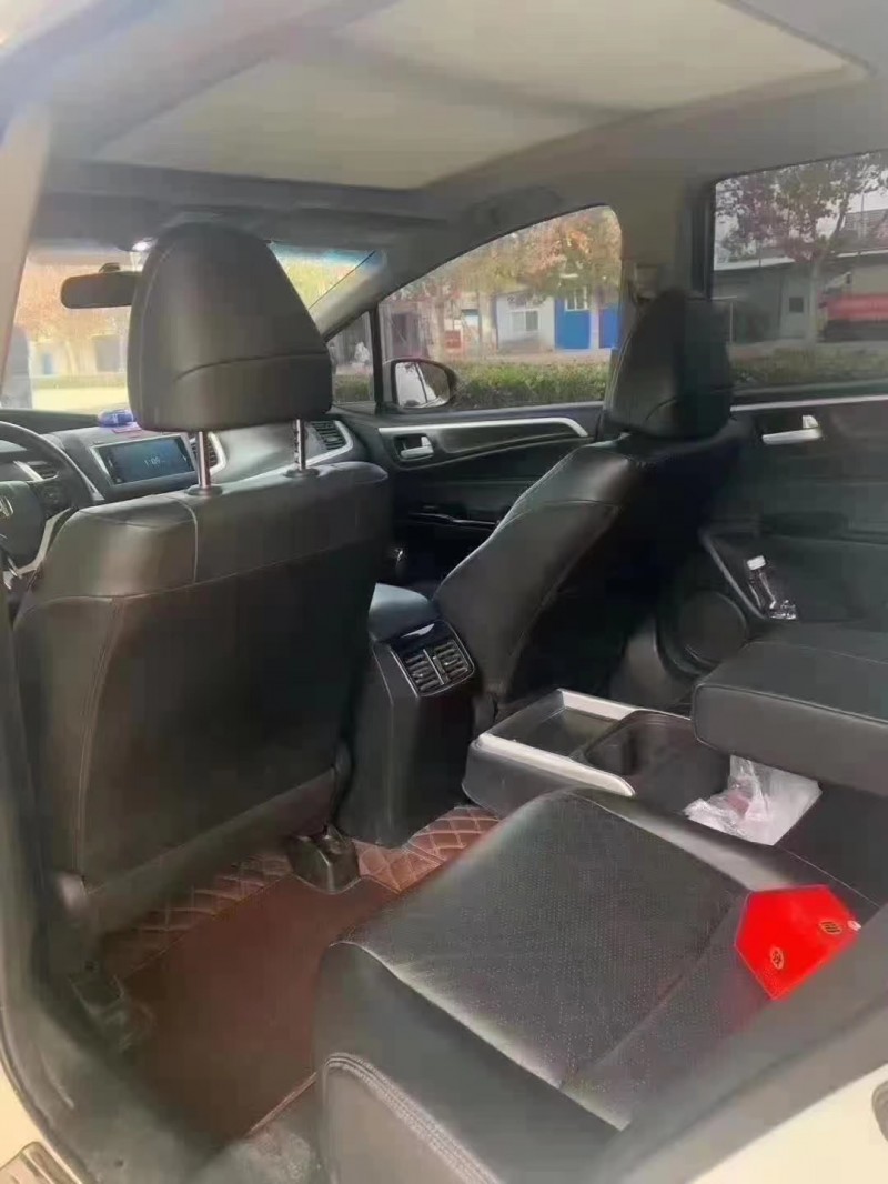 济宁17年本田杰德7