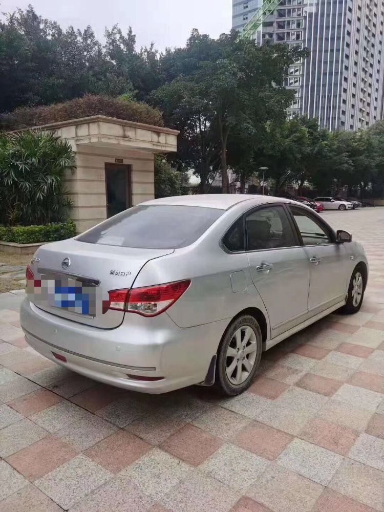 广州10年日产轩逸4