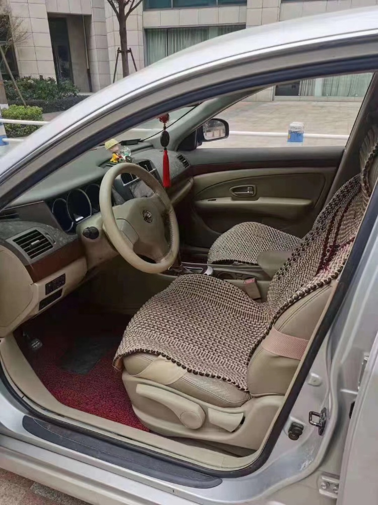 广州10年日产轩逸6