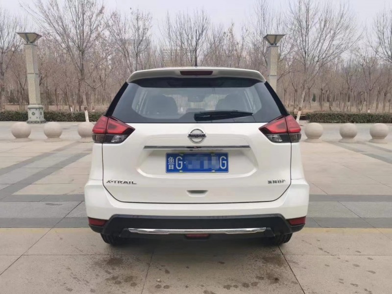 潍坊21年日产奇骏9