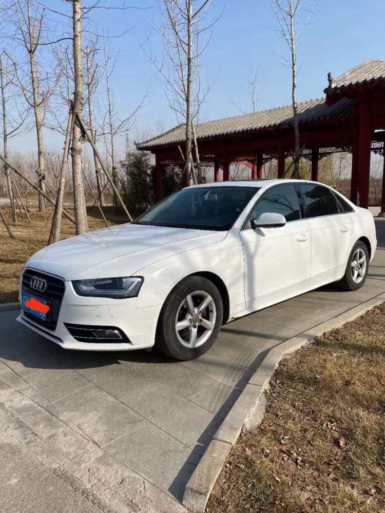青岛13年奥迪A4L3