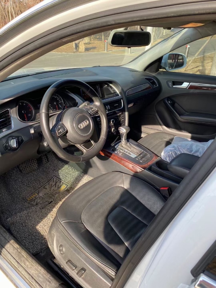 青岛13年奥迪A4L5